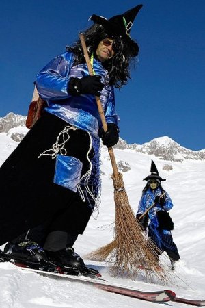 Швейцарские ведьмы-горнолыжницы