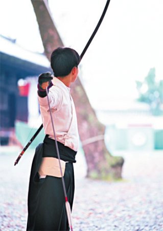 КЮДО - японская стрельба из лука